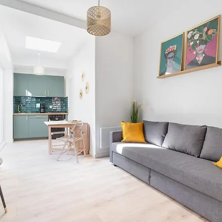 New In The Center Of * Лилль