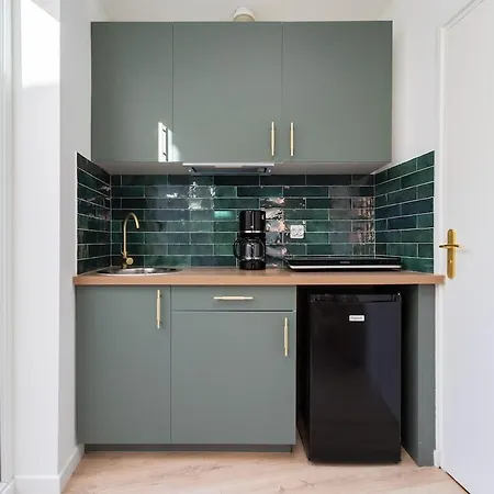 New In The Center Of * Лилль